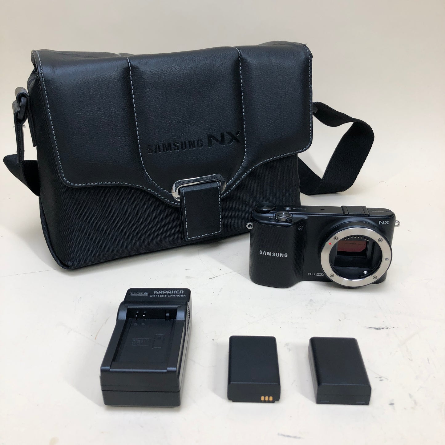 Samsung NX2000 20.3MP Mirrorless Camera