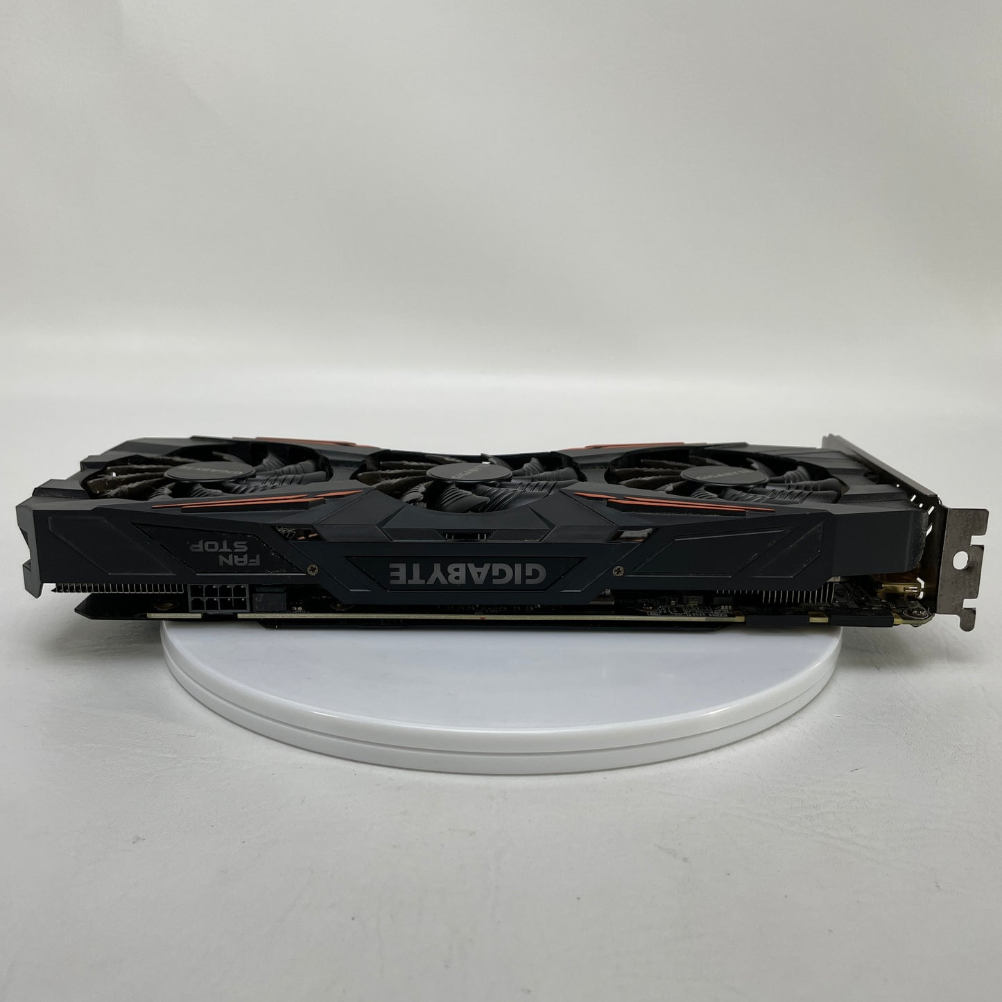 NVIDIA GeForce GTX 1070 8GB GDDR5 Graphics Card GV-N1070G1 GAMING-8GD