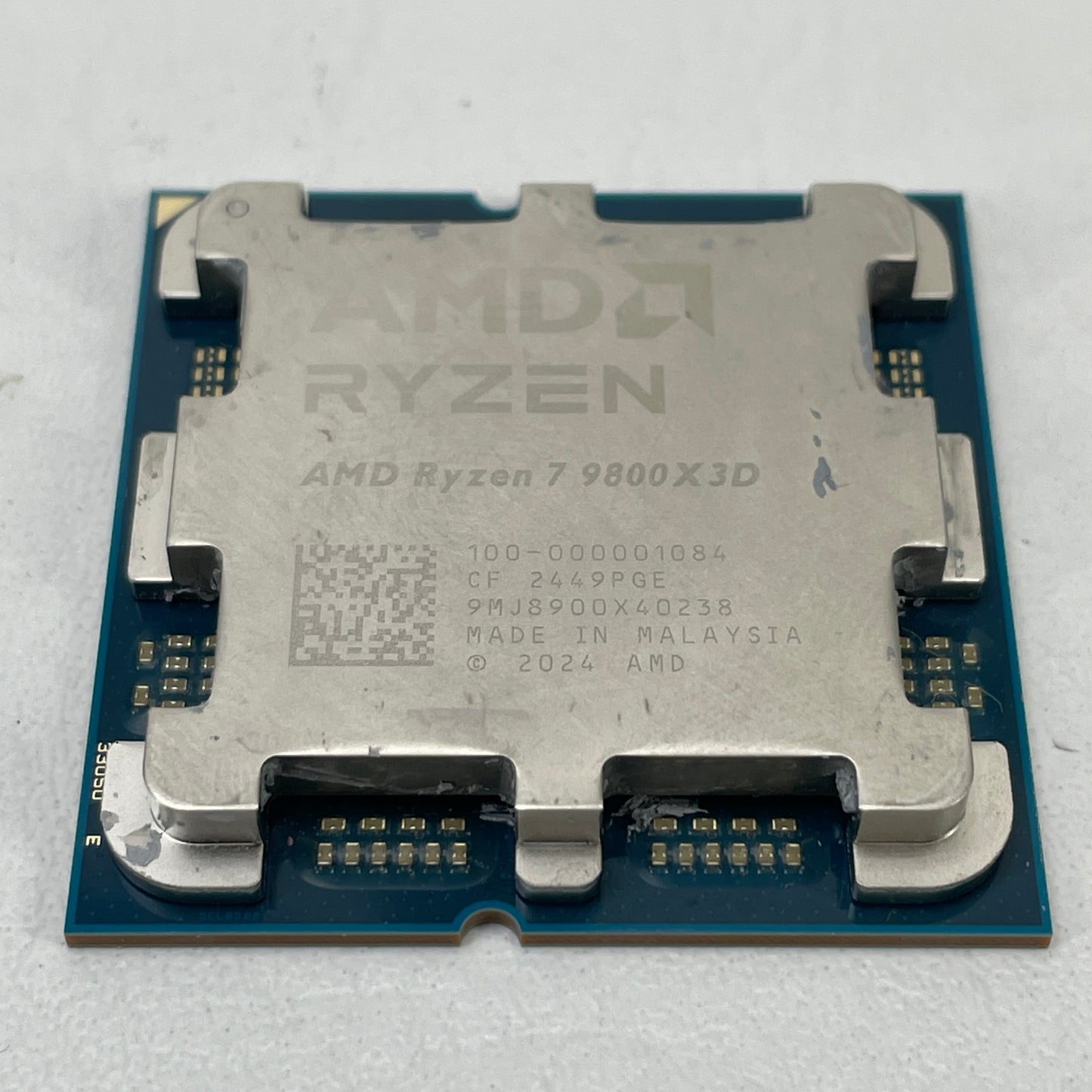 AMD Ryzen 7 9800X3D 4.70GHz 8 Core 100-000001084 16 Thread AM5