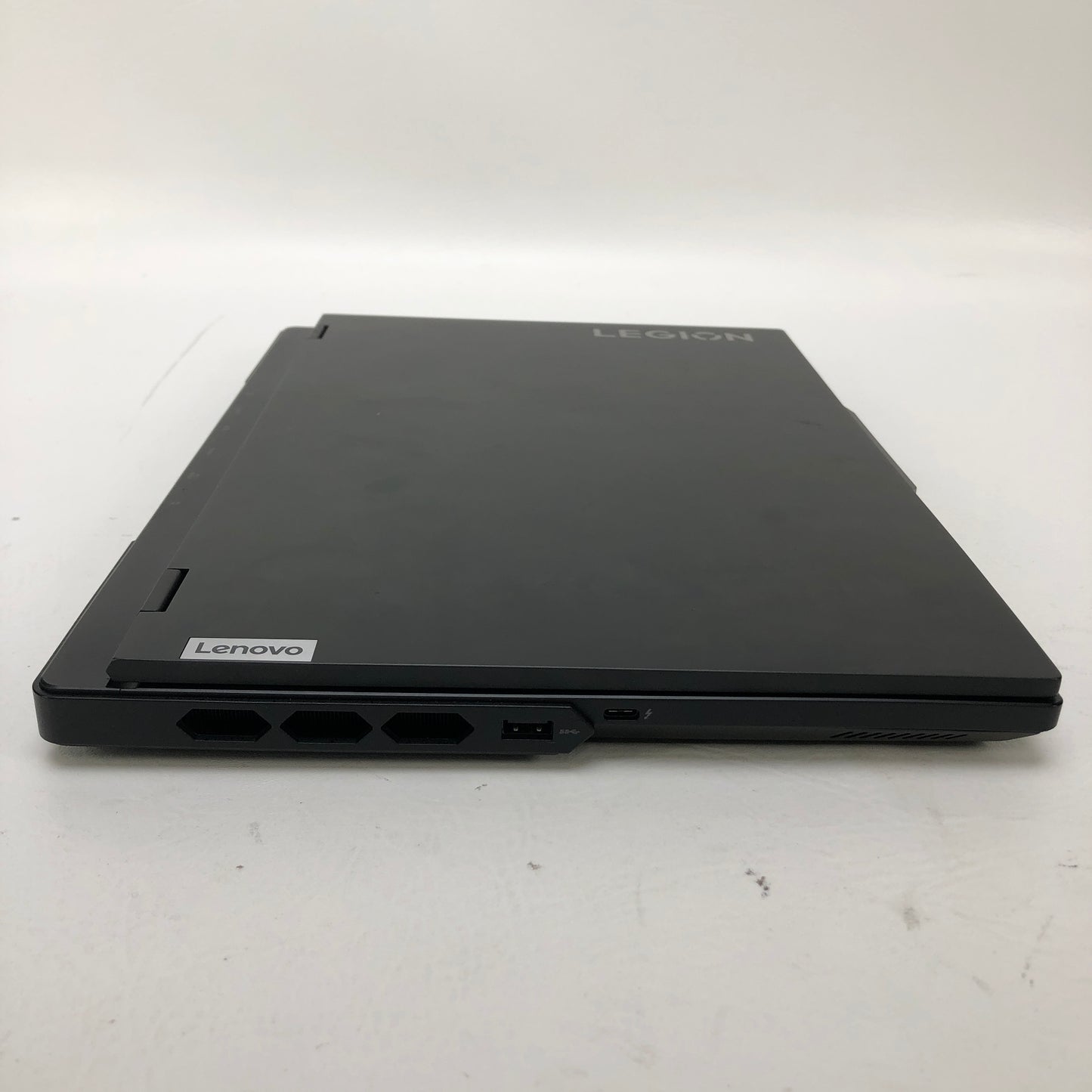 Lenovo Legion Pro 7 16IRX9H 16" i9-14900HX 2.2GHz 32GB RAM 1TB SSD