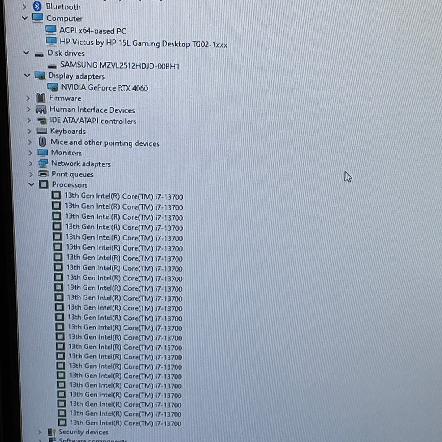 HP Victus 15L TG02-1000 i7-13700 2.10GHz 16GB RAM 512GB SSD GeForce RTX 4060