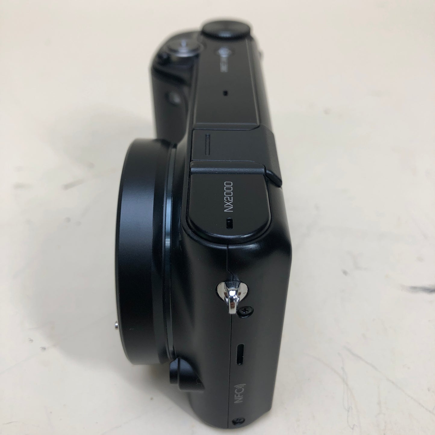 Samsung NX2000 20.3MP Mirrorless Camera