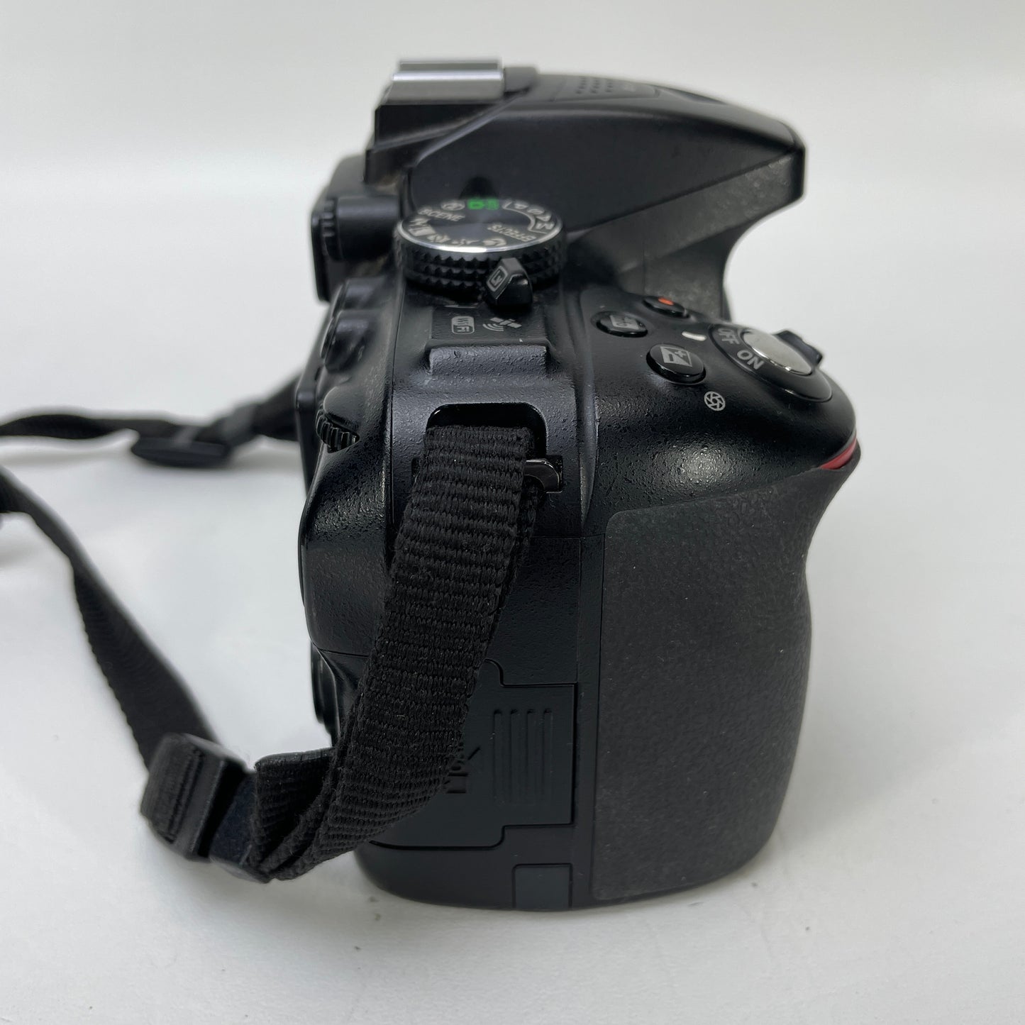 Nikon D5300 24.2MP DSLR Camera