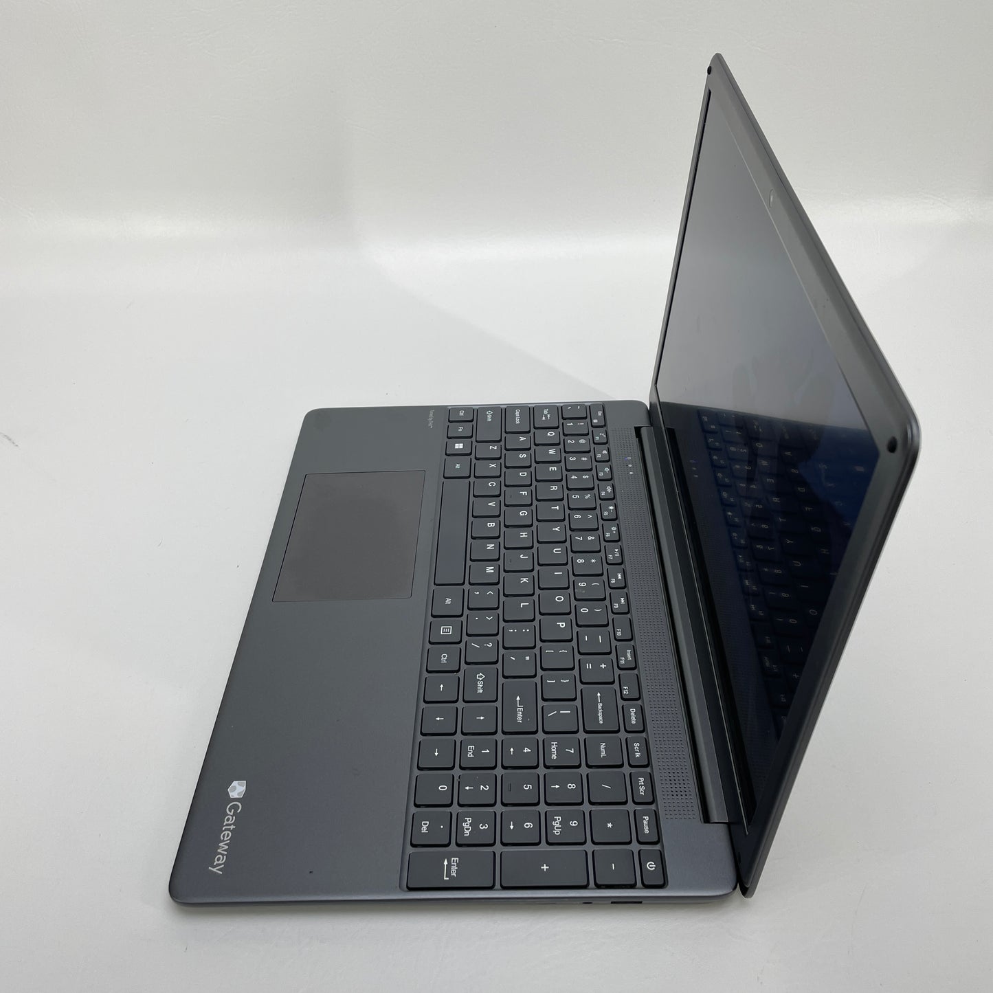 Gateway Ultra Slim GWNC31514-BK 15.6" i3-1115G4 3.0GHz 4GB RAM 128GB SSD