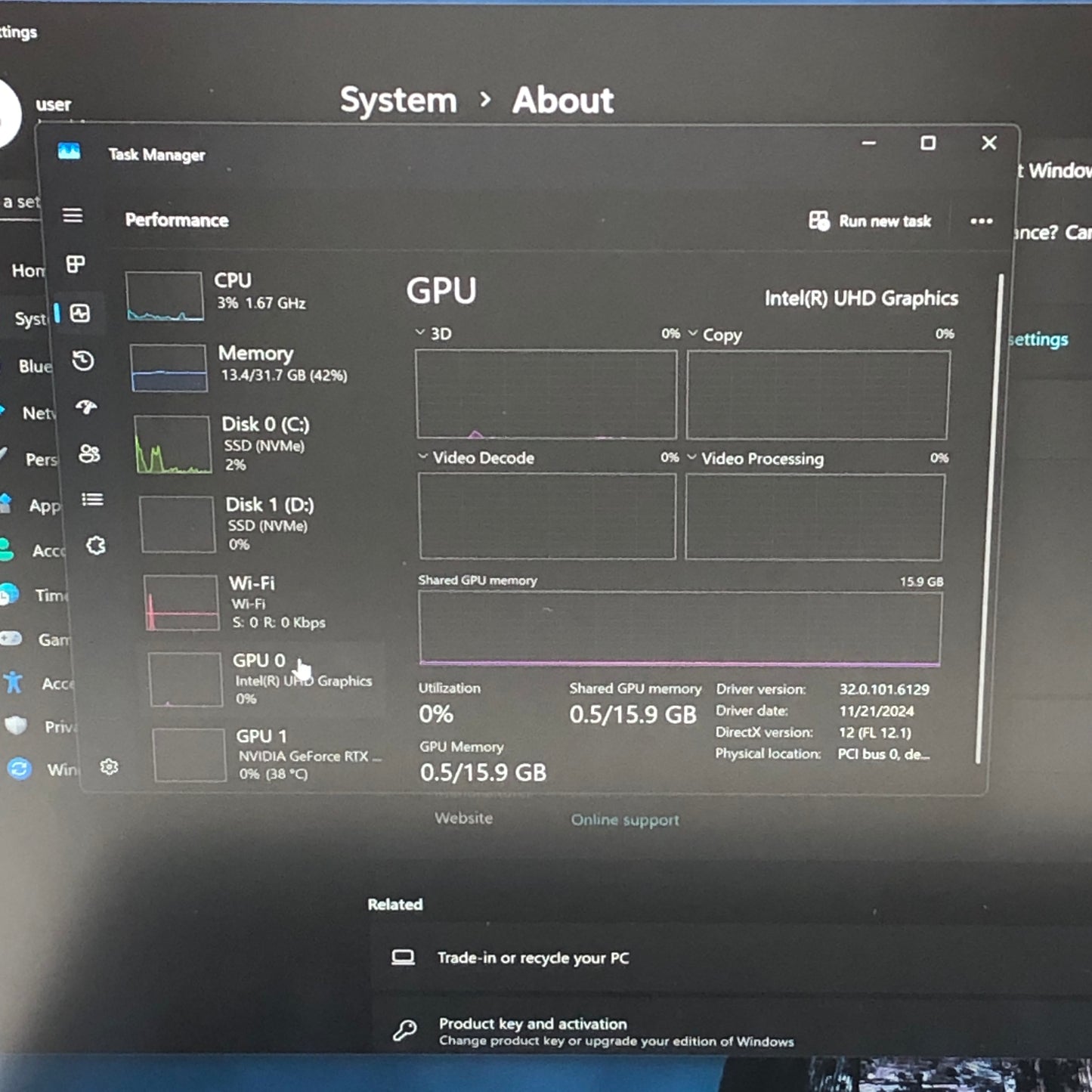 Lenovo Legion Pro 7 16IRX9H 16" i9-14900HX 2.2GHz 32GB RAM 1TB SSD