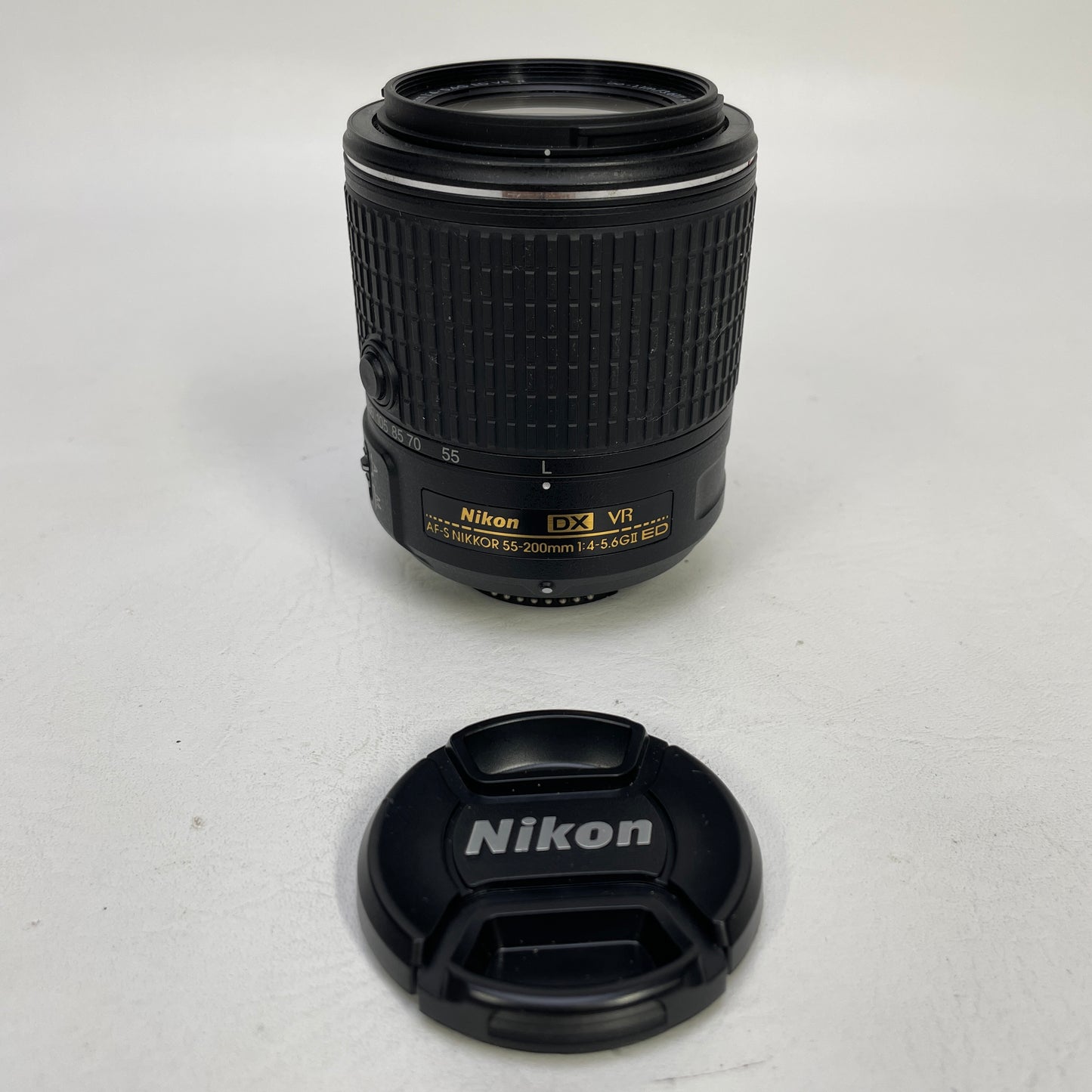 Nikon AF-S DX NIKKOR 55-200mm f/4-5.6G ED VR II Auto & Manual Lens AF-S