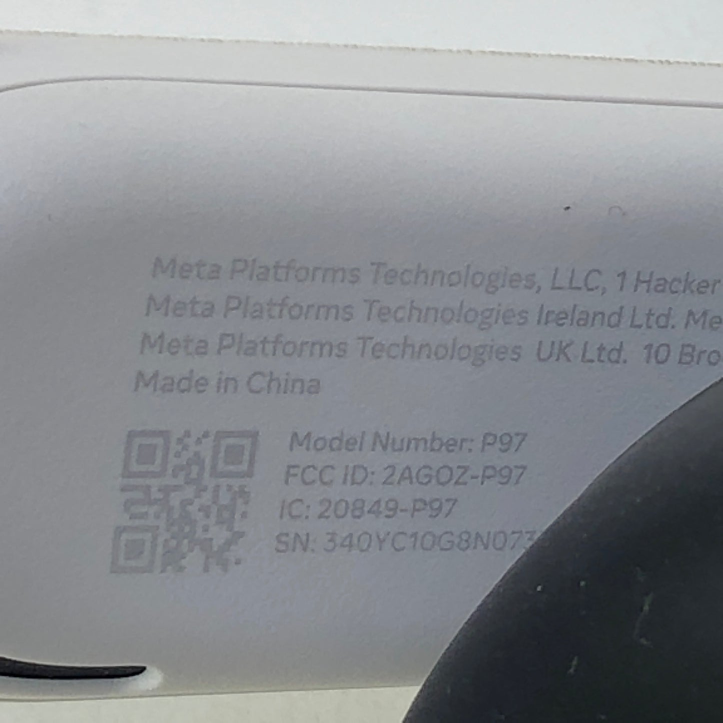 Meta Quest 3S 128GB Standalone All-in-One VR Headset P97