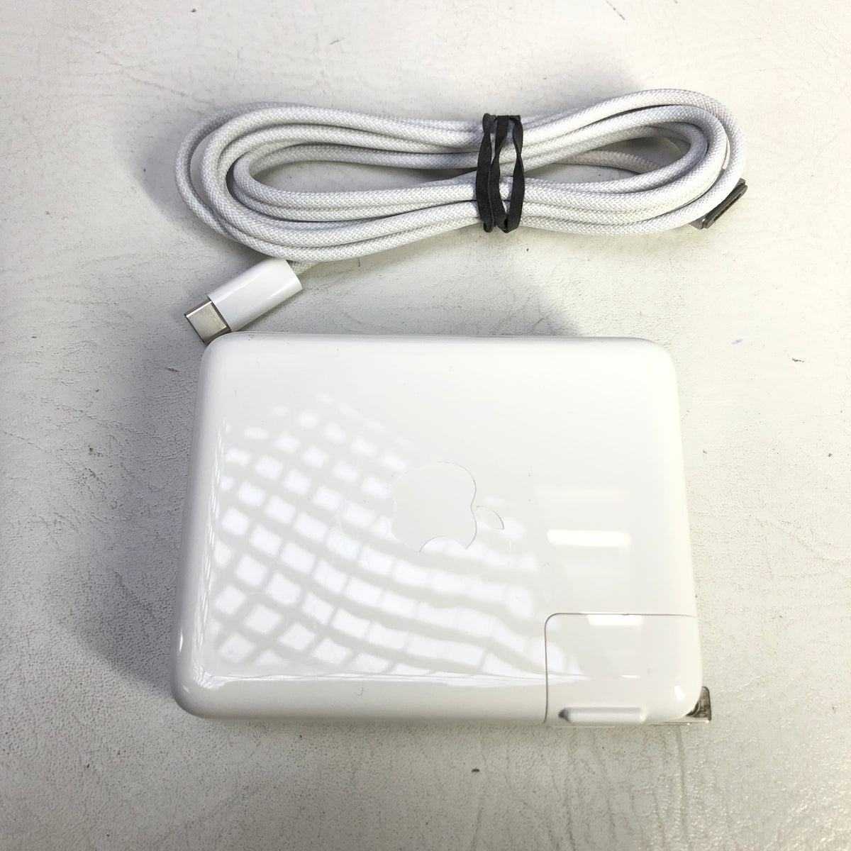 2026 Apple MacBook Pro 16" M5 Pro 20C GPU 4.6GHz 48GB RAM 1TB SSD MGE64LL/A