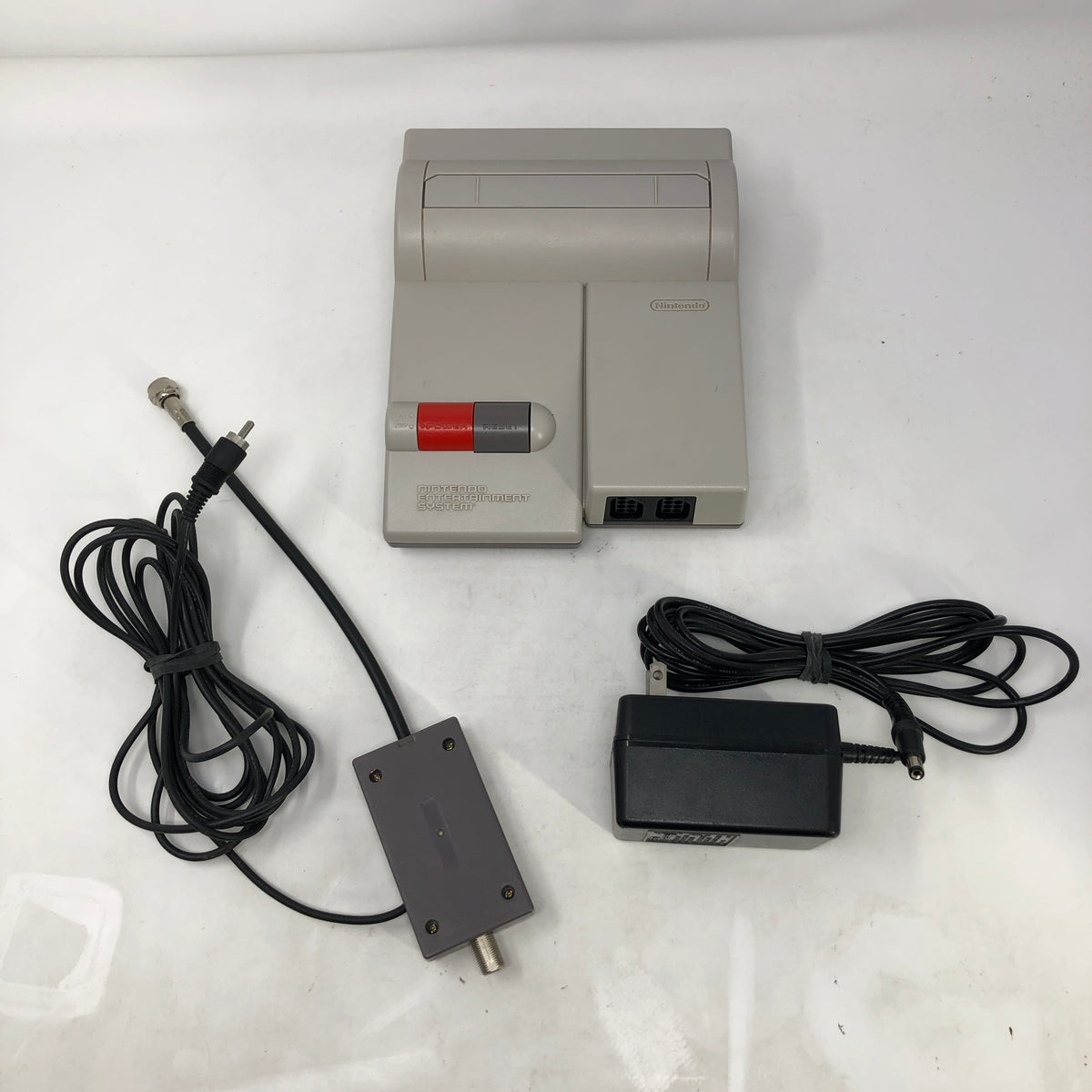 Nintendo Top Loarder Console Gaming System Only NES-101 Gray