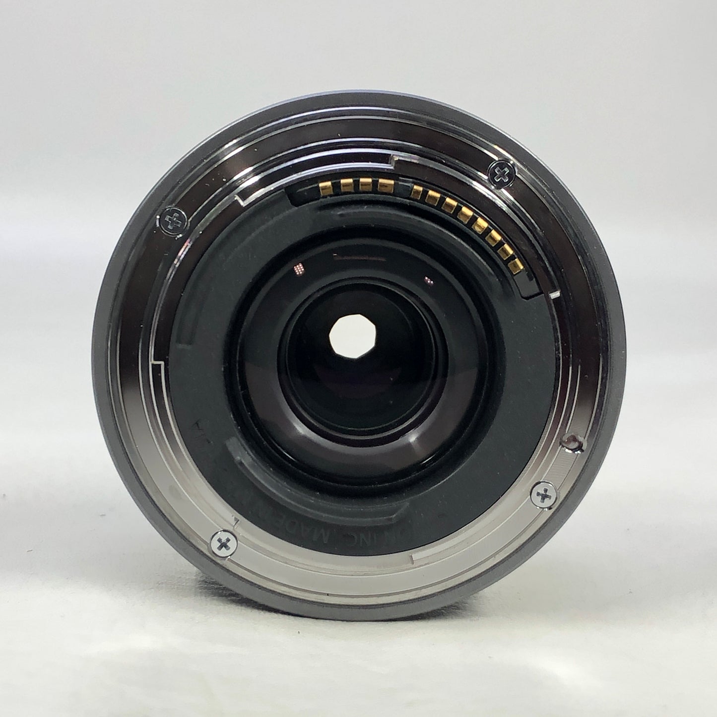 Canon RF 16mm f/2.8 STM Ultra-Wide Prime Lens Mirrorless Blackย