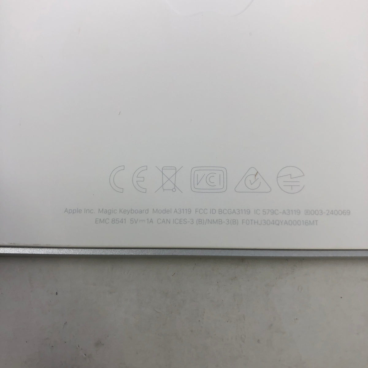 Apple Magic Keyboard A3119 USB-C Touch ID Numeric Keypad White iMac M4 2024