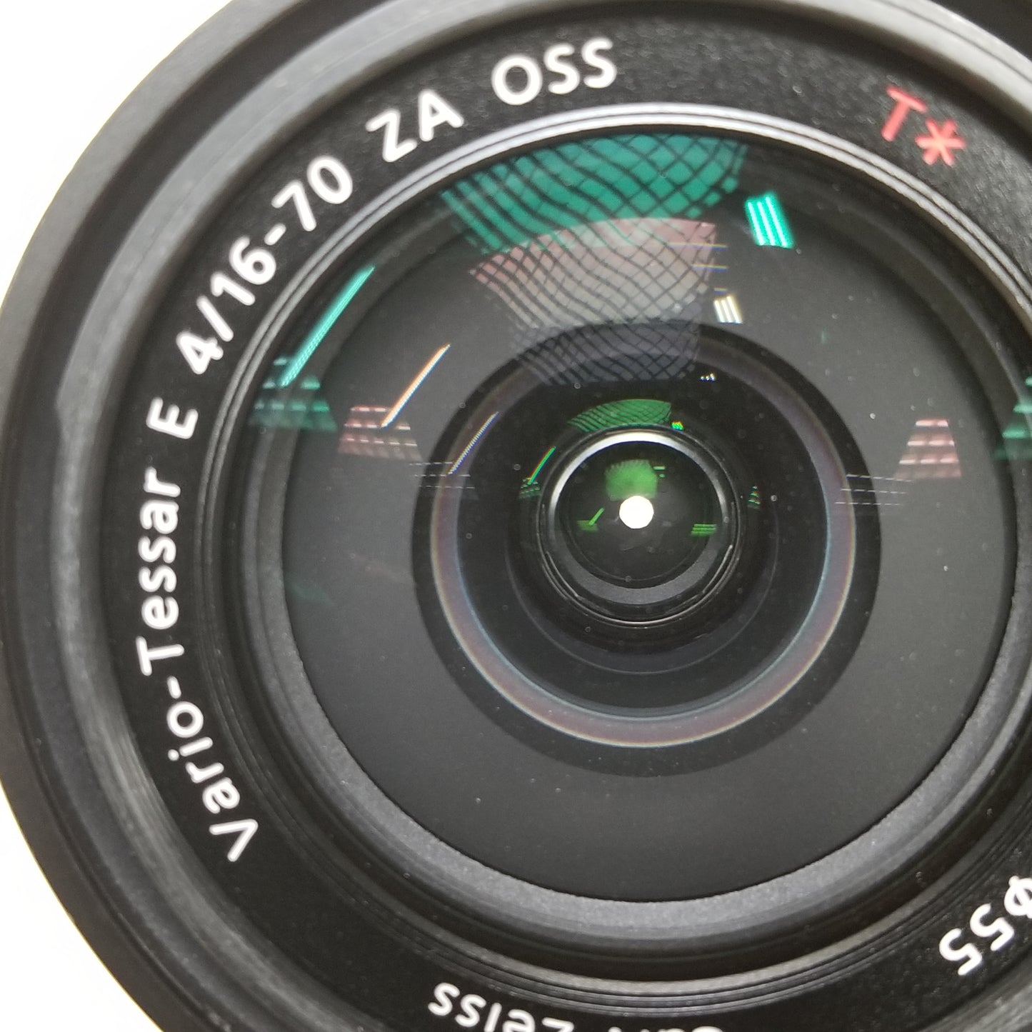 Sony f/4 16-70 For Sony E-Mount