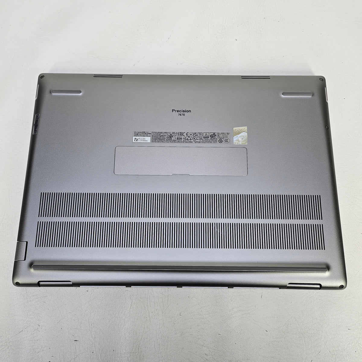 Dell Precision 7670 16" i9-12950HX 2.3GHz 64GB RAM 1TB SSD