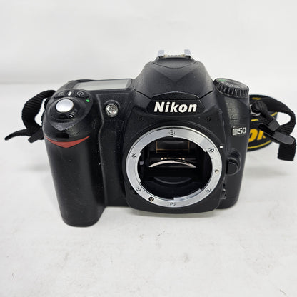 Nikon D50 6.1MP Digital SLR DSLR Camera