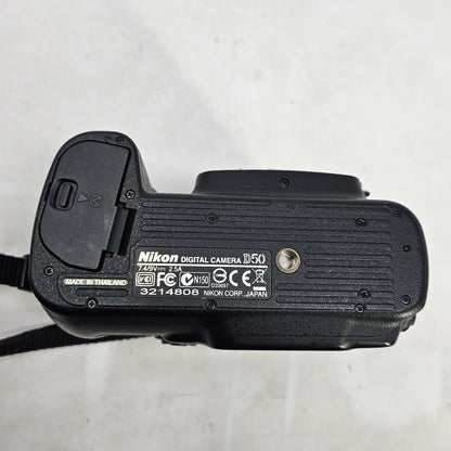 Nikon D50 6.1MP Digital SLR DSLR Camera