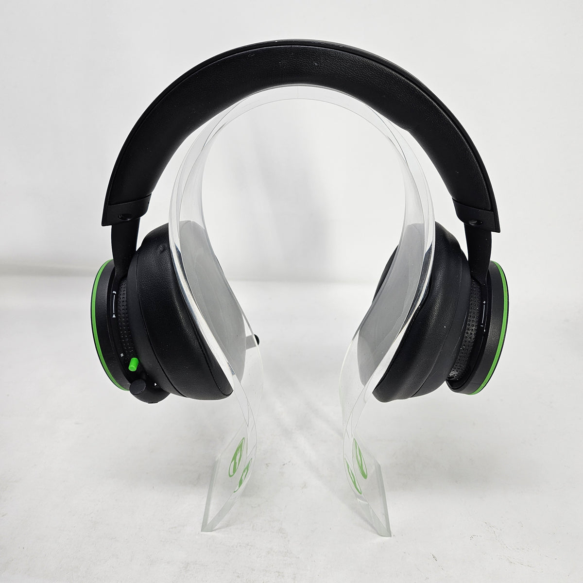 Microsoft Xbox Wireless Headset Black Model 1644 Bluetooth Gaming Headphones