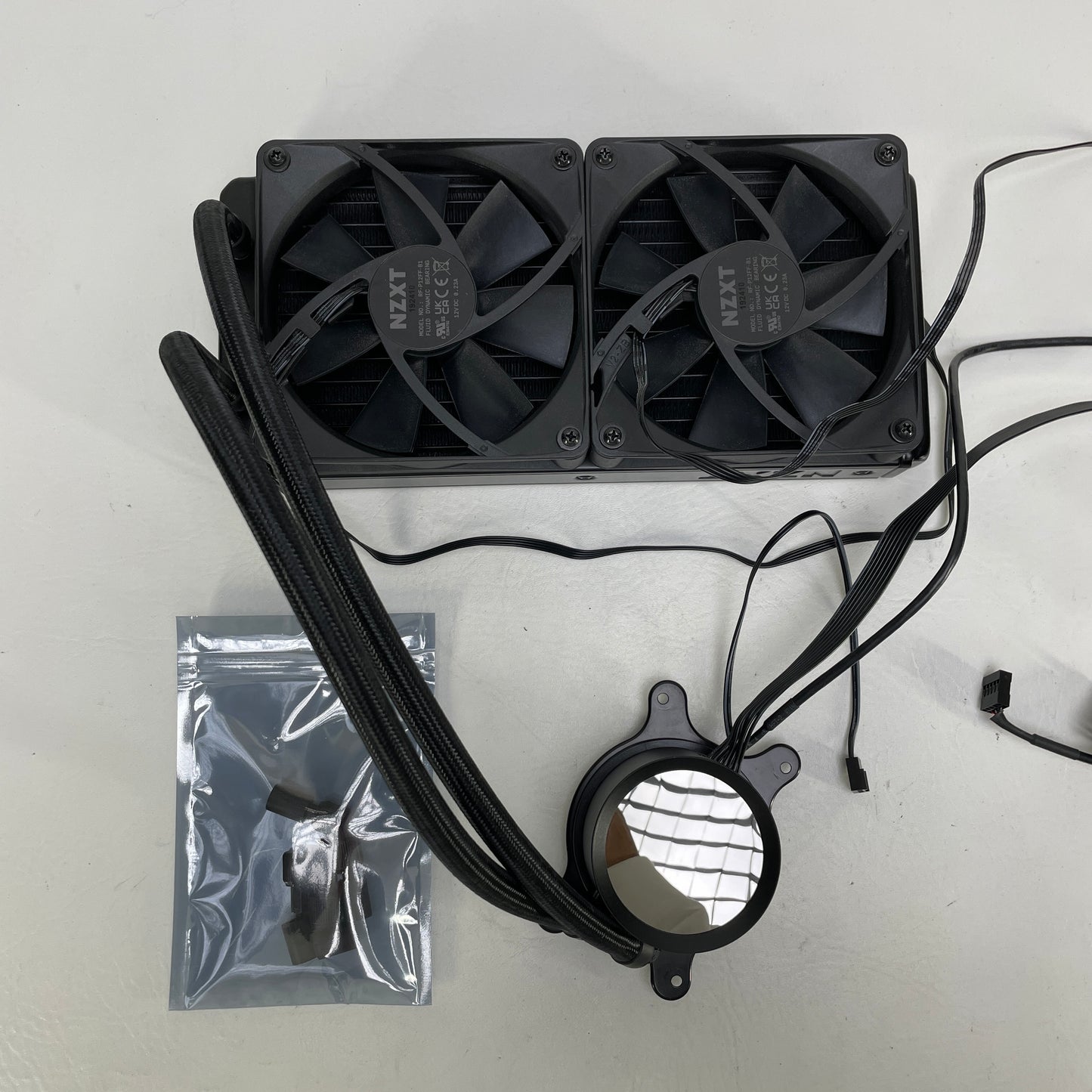 NZXT Kraken 240 AIO Liquid Cooler Liquid Cooler RL-KN240-B1