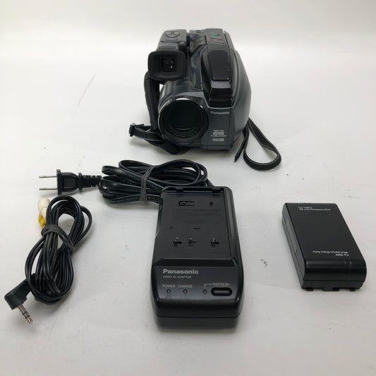 Broken Panasonic Palmcorder Palmcorder VHS-C Camcorder PV-L501D READ