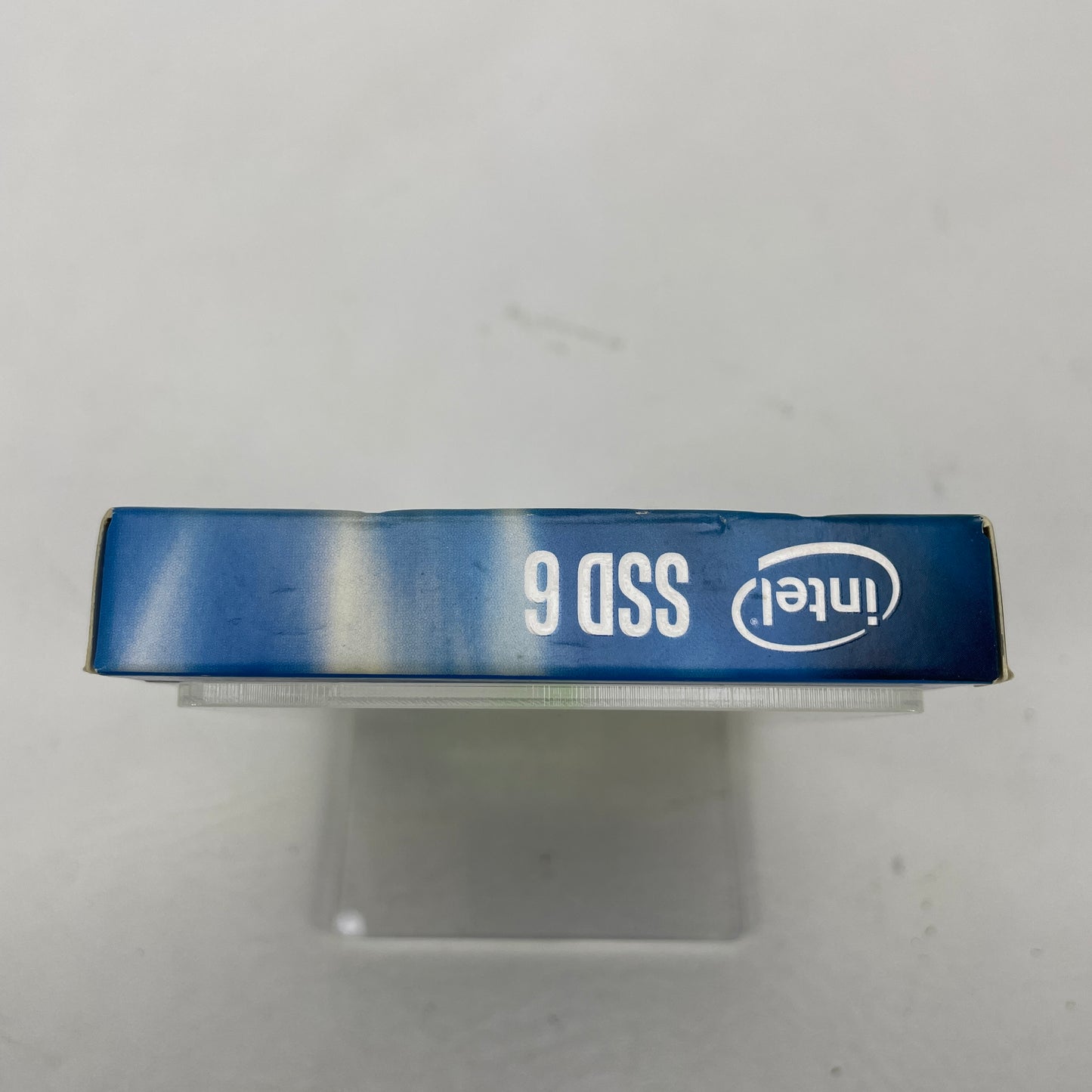 New Intel SSD 6 Hardrive SSDPEKKW128G7X1