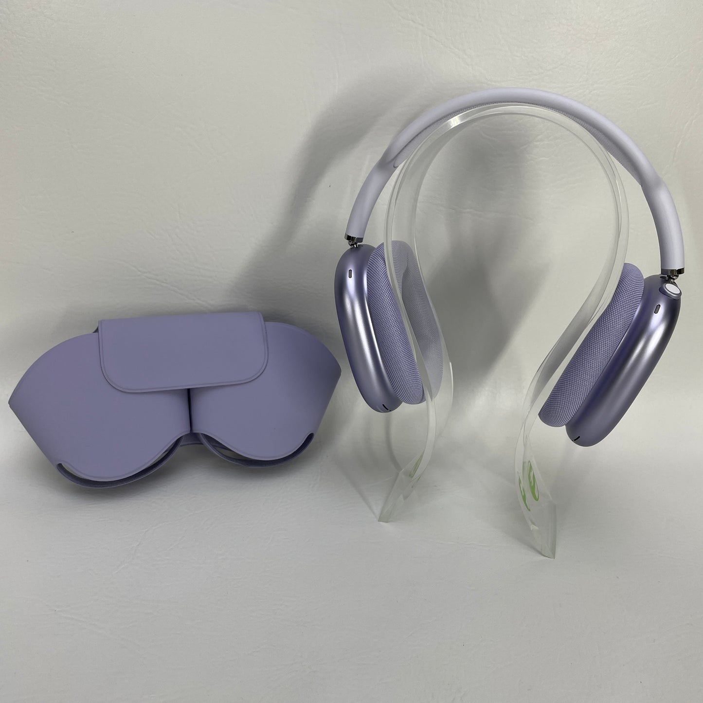 Apple AirPods Max USB-C Wireless Over-Ear Headphones Purple MWW83AM/A