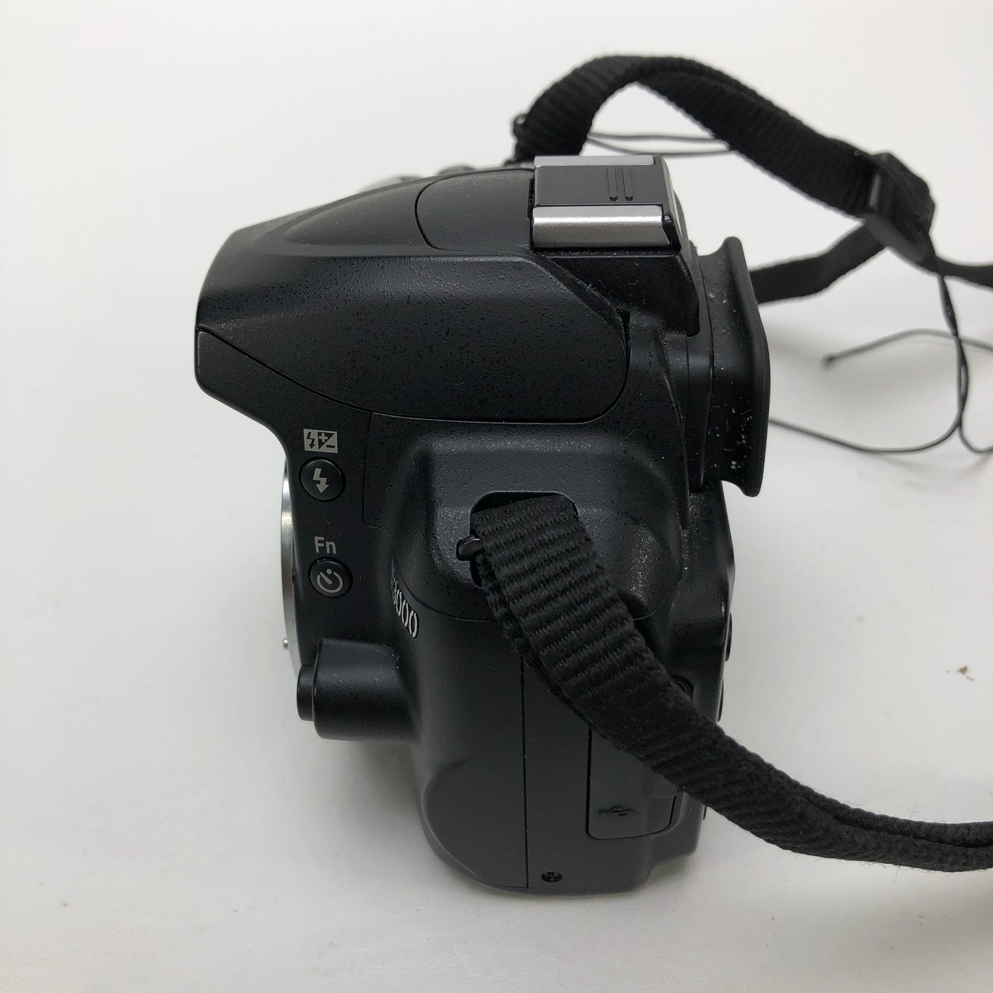 Nikon D3000 10.2MP DSLR Camera