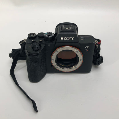 Sony Alpha A7R 36.4MP Mirrorless Digital Camera 197348 Shutter Count