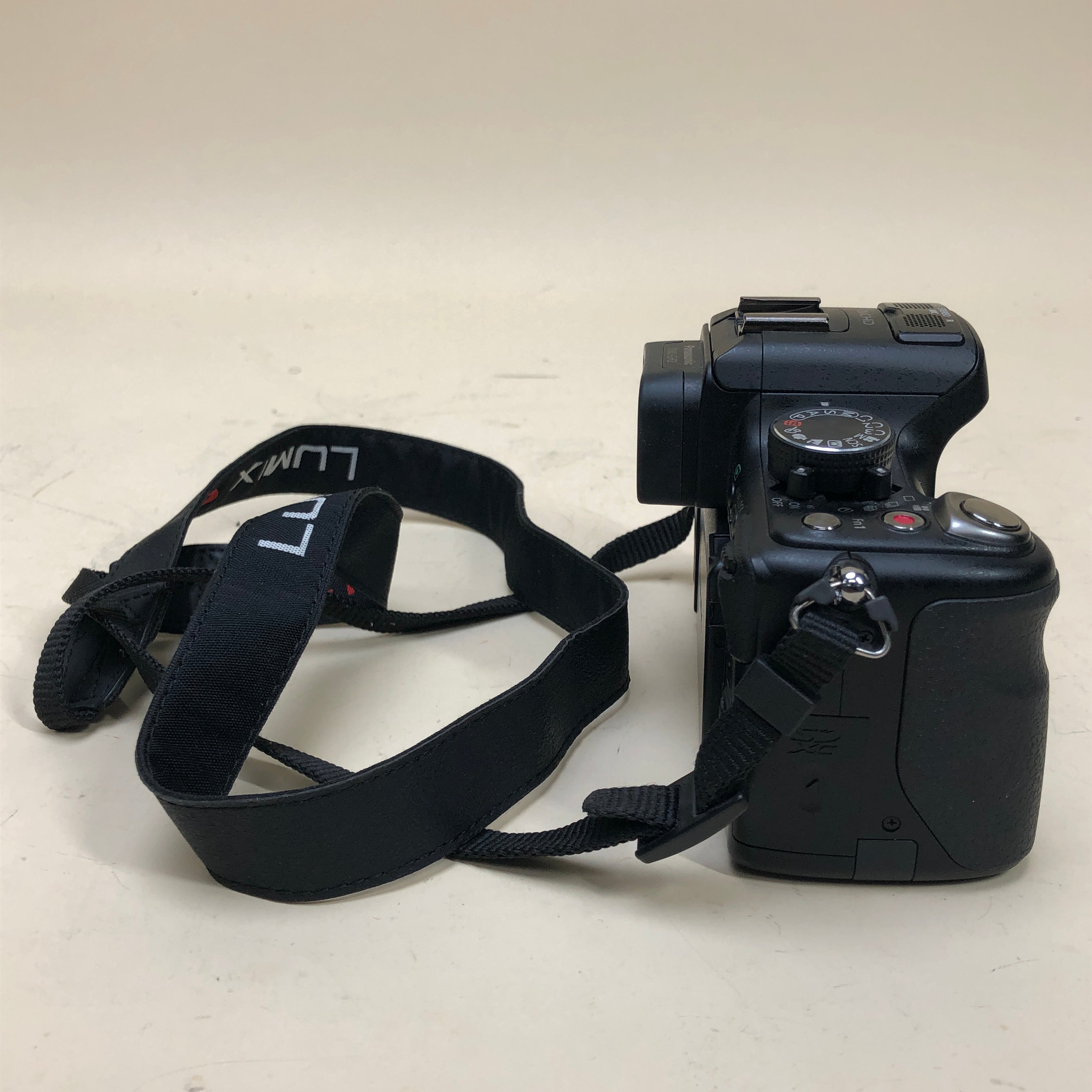 Panasonic Lumix DMC-GH2 DMC-GM2 12.1MP Mirrorless Camera