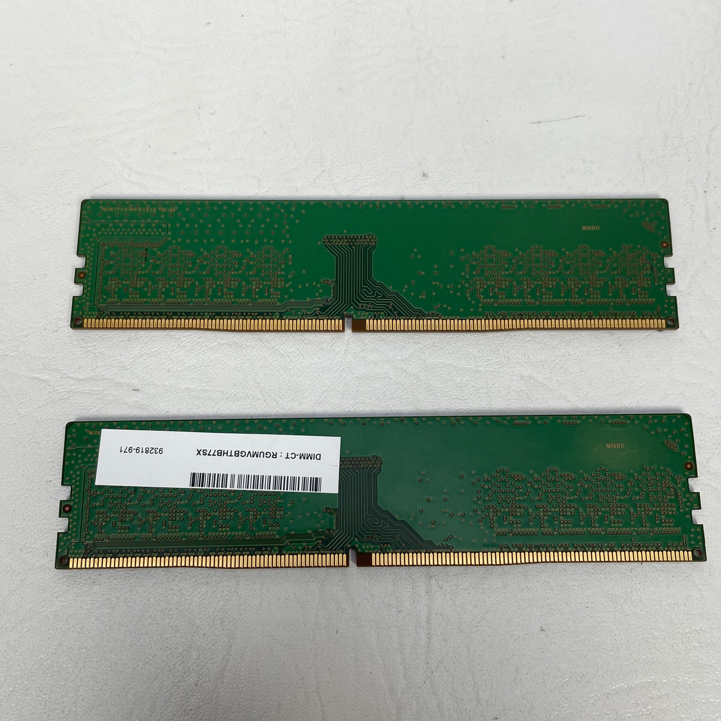 Samsung  M378A1K43CB2-CTD 16GB (2x8GB) RAM DDR4 2666MHz