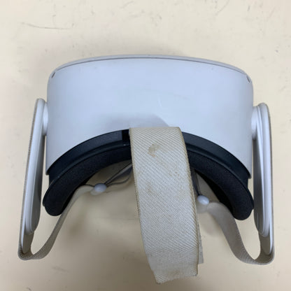 Oculus Quest 2 64GB Virtual Reality Headset KW49CM