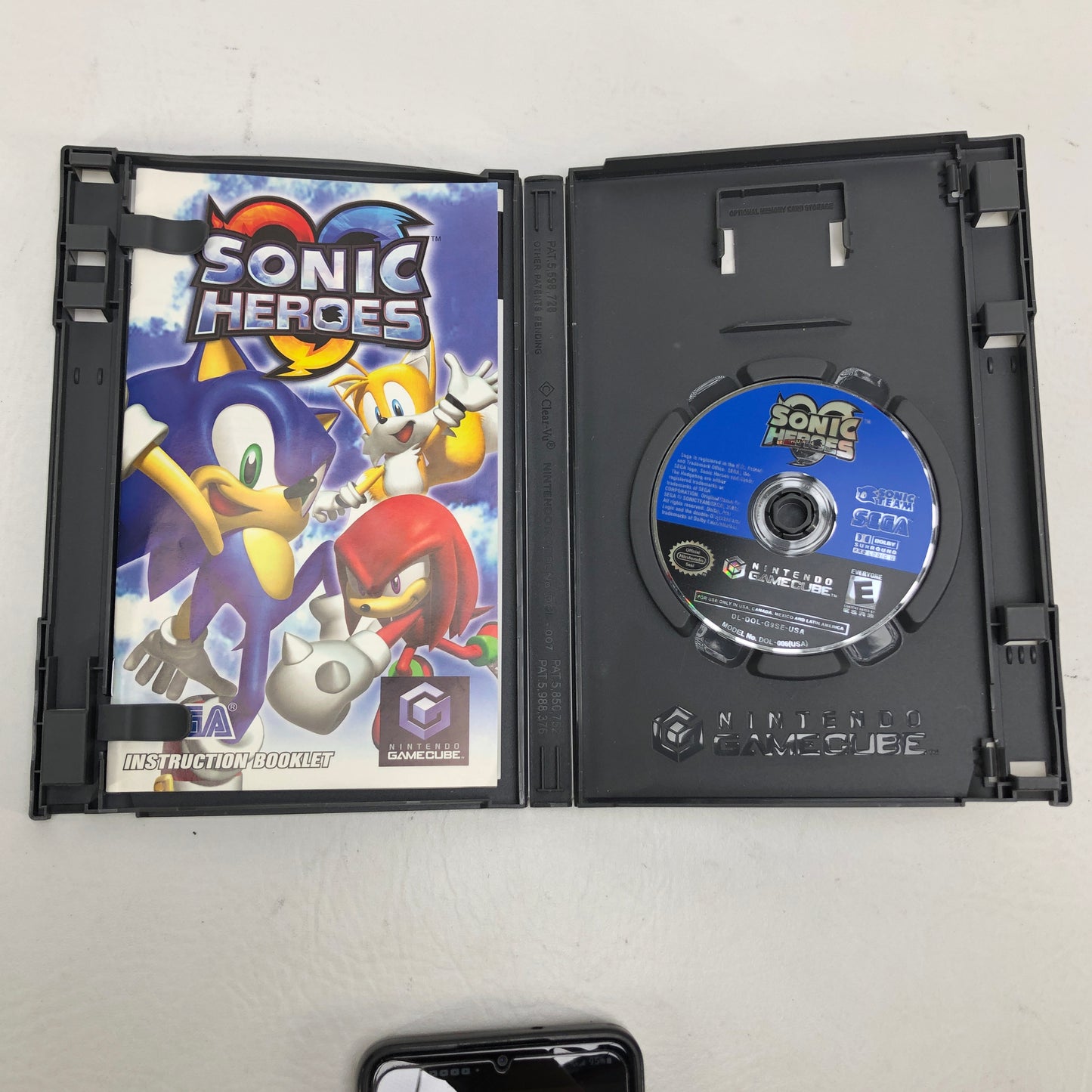 Sonic Heroes (Nintendo GameCube, 2004)