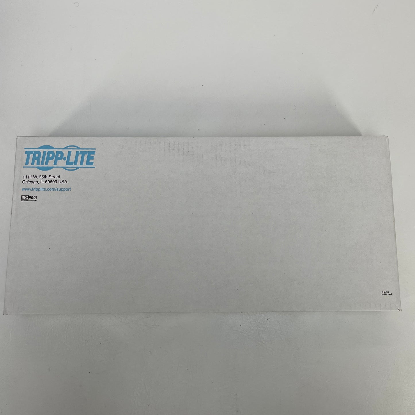 New Tripp-Lite PDUMH15 1U 15A 120V Rackmount Power Distribution Unit (PDU)
