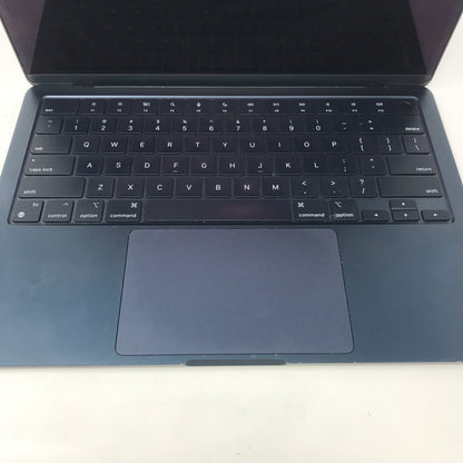2022 Apple MacBook Air 13.6" M2 8C GPU 3.5GHz 8GB RAM 256GB SSD A2681