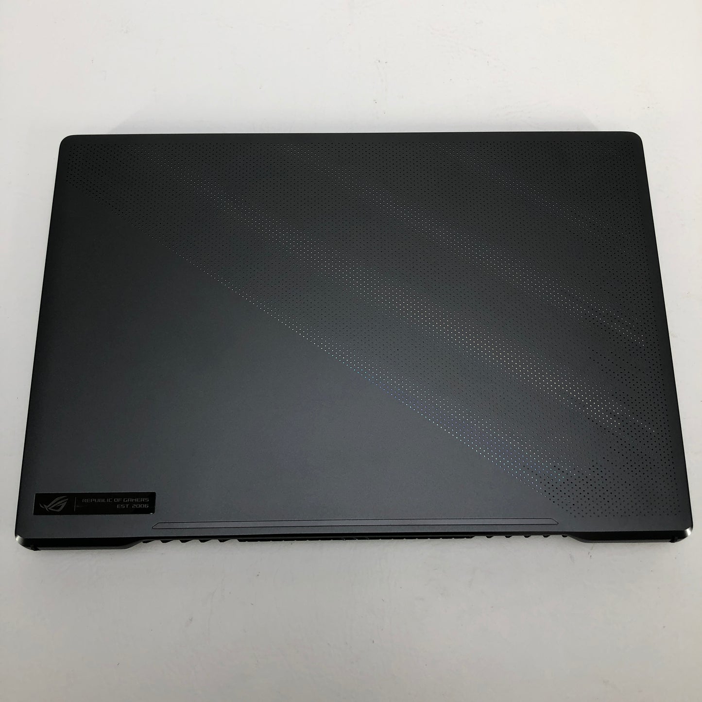 ASUS ROG Zephyrus G15 GA503QR 15.6" Ryzen 9 5900HS 3.3GHz 16GB RAM 1TB SSD