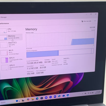 Samsung Galaxy Book4 Edge NP940XMA 14" Qualcomm 8CX GenX 12 Core 3.4GHz 16GB RAM 512 SSD
