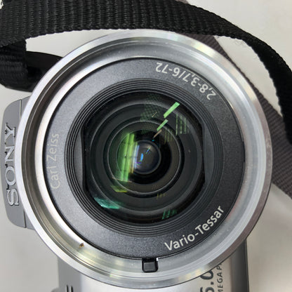 Sony Super SteadyShot DSC-H2 6.0MP Compact Digital Camera