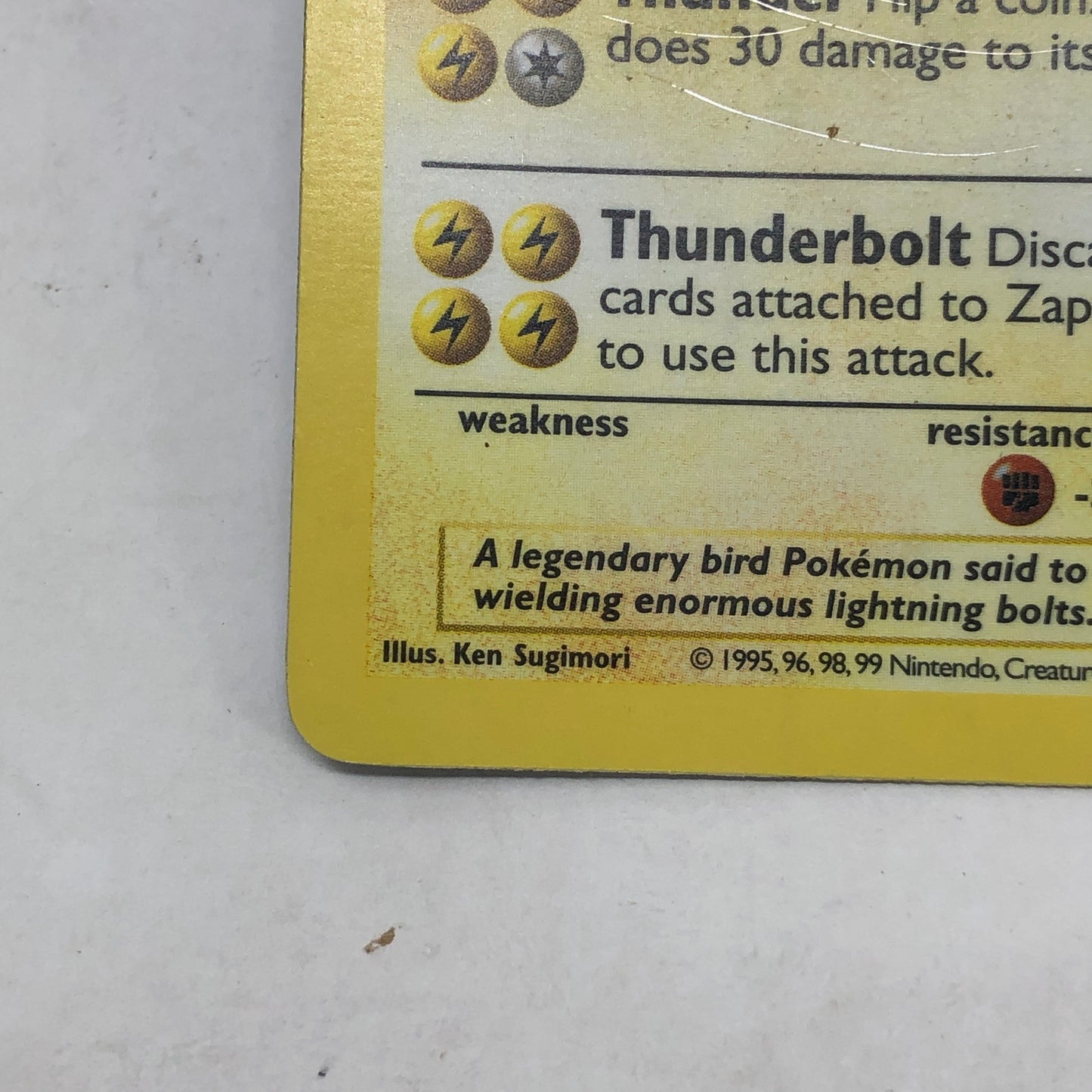Pokémon TCG Base Set Zapdos (Shadowless) 30/102 Holo English