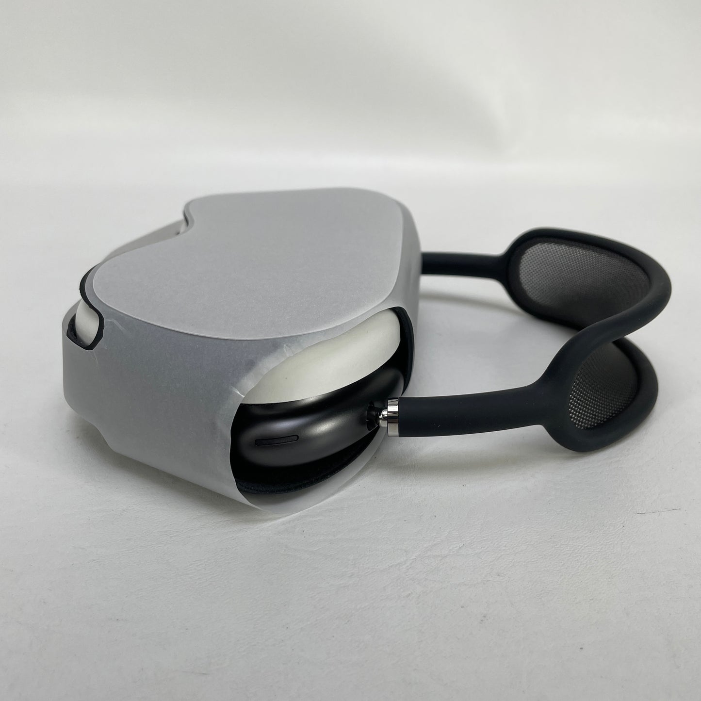 New Apple AirPods Max Wireless Over-Ear Headphones Space Gray MGYH3AM/A