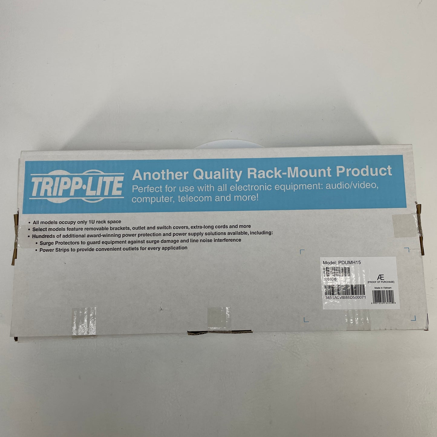 New Tripp-Lite PDUMH15 1U 15A 120V Rackmount Power Distribution Unit (PDU)