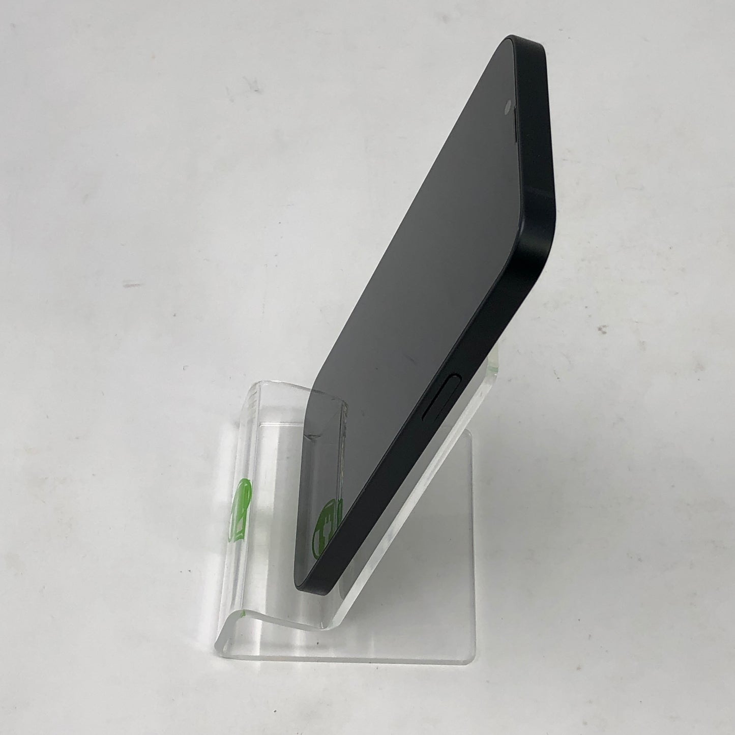 T-Mobile Apple iPhone 16e 128GB Black MD0D4LL/A