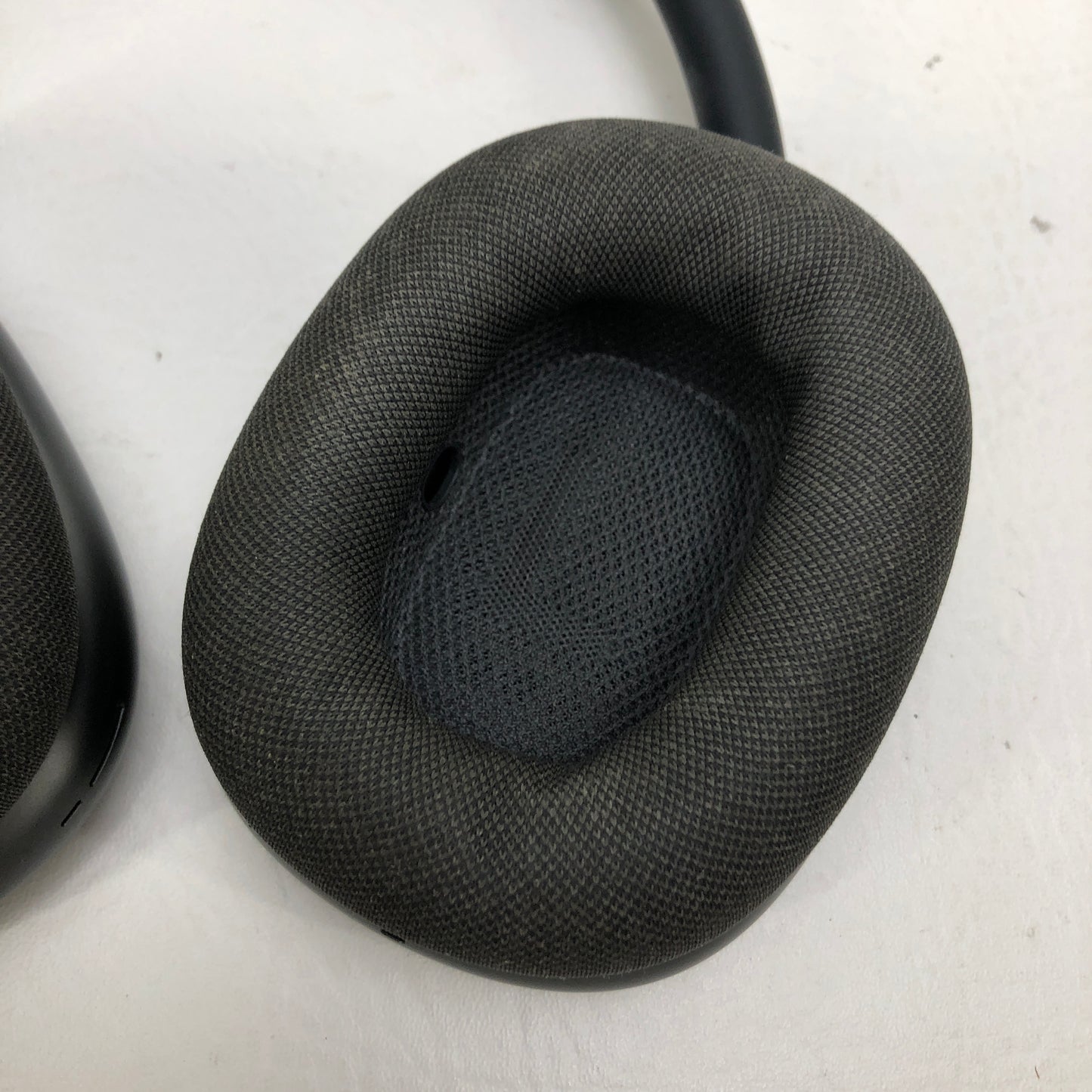 Apple AirPods Max Wireless Over-Ear Headphones Space Gray MGYH3AM/A