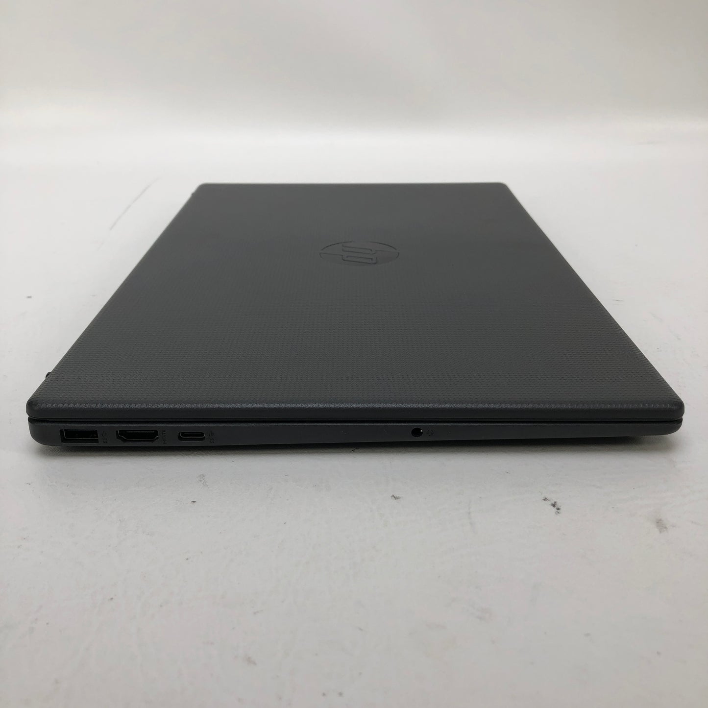 HP Laptop 255 G10 15.6" Ryzen 7 7730U 2.0GHz 32GB RAM 1TB SSD