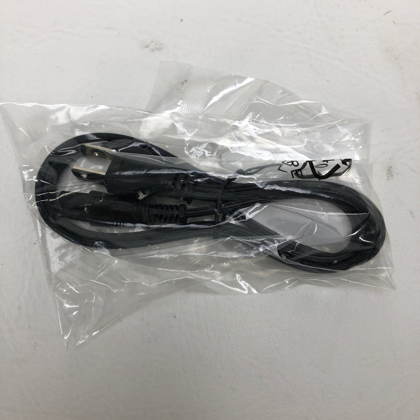 New Dell WD22TB4 Thunderbolt Docking Station Docking Station K20A001