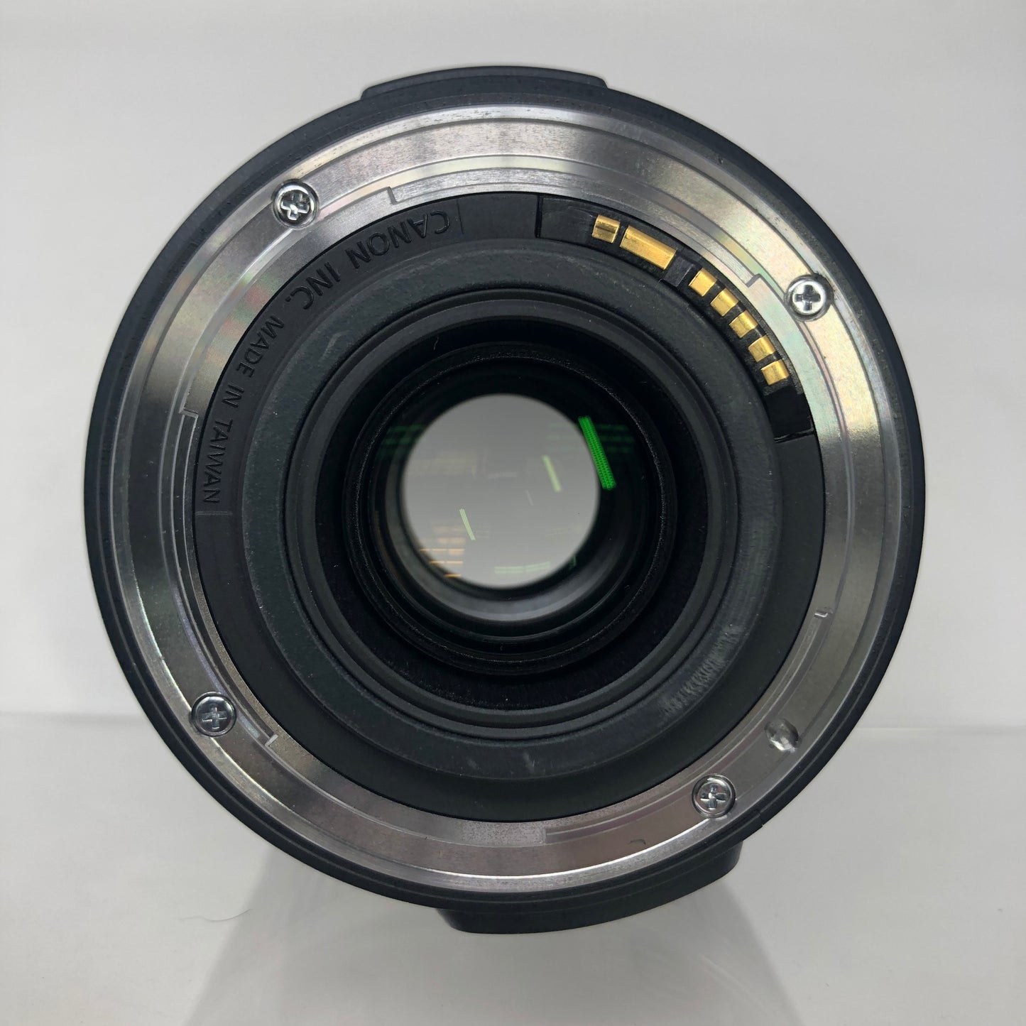 Canon EF-S Zoom Lens 18-200mm f/3.5-5.6 IS