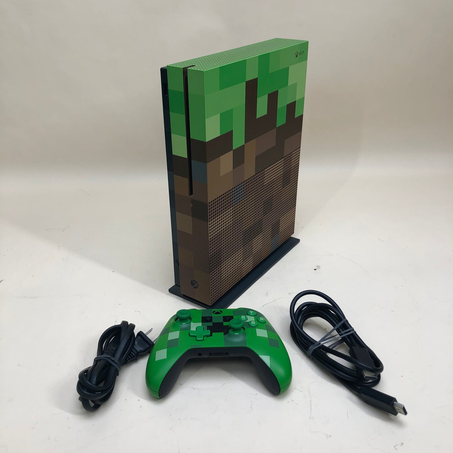 Microsoft Xbox One S 1TB Console Gaming System Minecraft Special Edition 1681