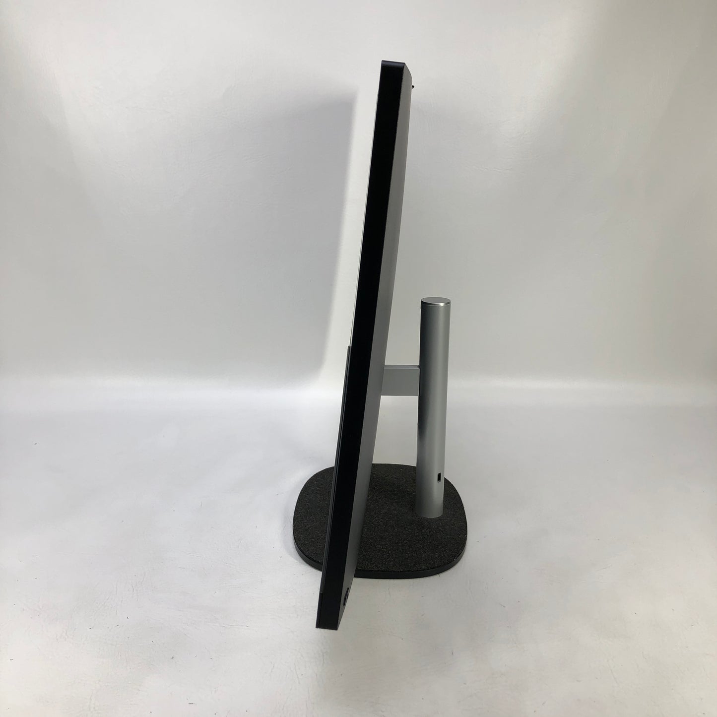 BROKEN HP AIO 27" Core Ultra 7 155U 1.70GHz 64GB RAM 4TB SSD