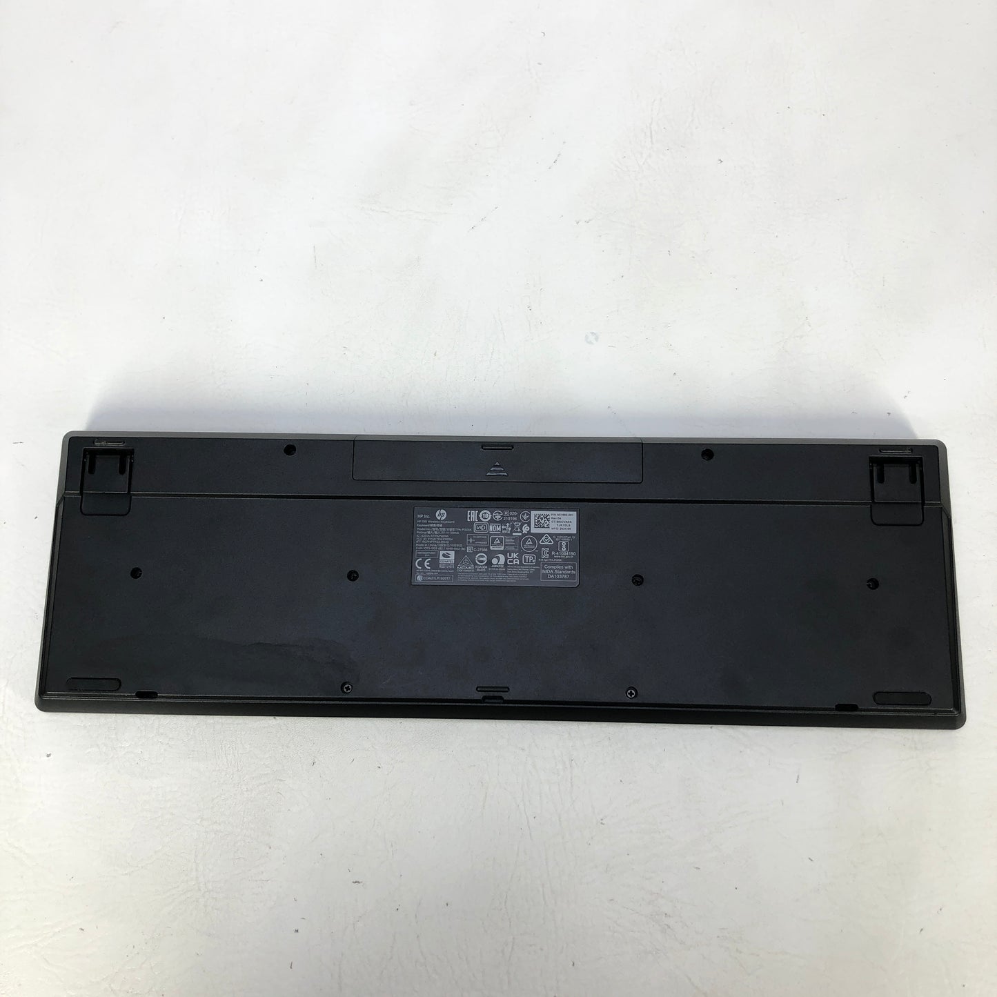 BROKEN HP AIO 27" Core Ultra 7 155U 1.70GHz 64GB RAM 4TB SSD