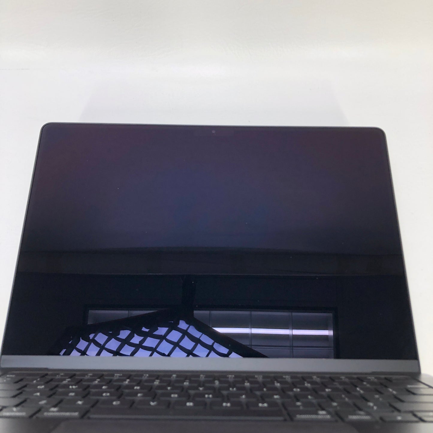 2025 Apple MacBook Pro 14" M5 10C GPU 4.6GHz 16GB RAM 1TB SSD MDE14LL/A