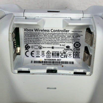 Microsoft Xbox Series X|S Wireless Controller Robot White 1914