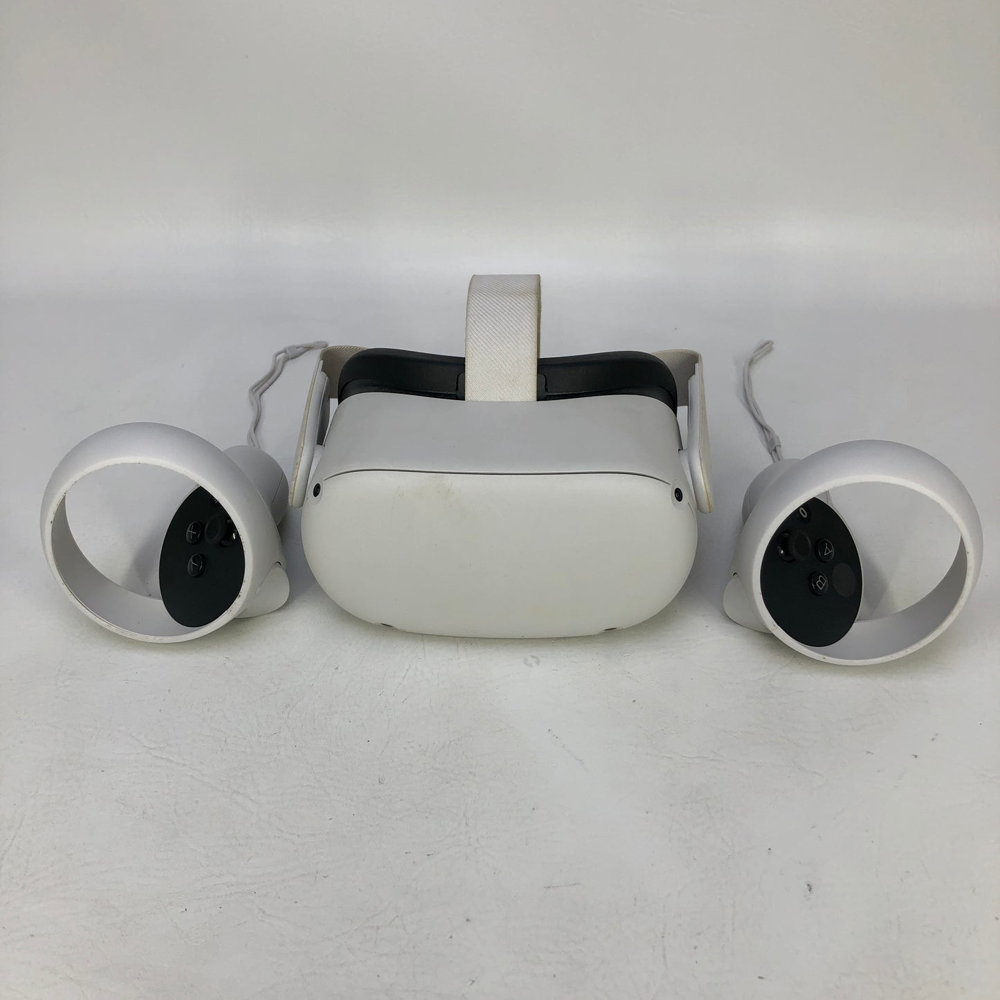 Meta Quest 2 128GB Standalone All-in-One VR Headset KW49CM