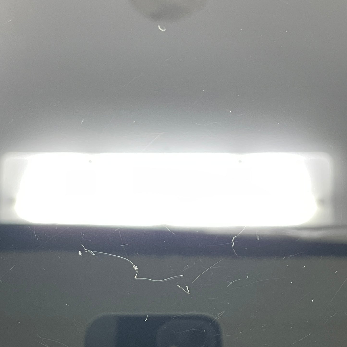 WiFi Only Apple iPad 9th Gen 256GB Space Gray MK2N3LL/A Screen Scuffs